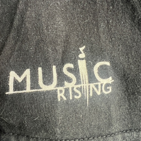 Hard Rock San Diego Music Rising Gulf Coast Black Graphic T Size Large - Picture 6 of 9